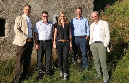 Erste ROKJ Kommission der Rotary Clubs St. Moritz und Bad Scuol Tarasp Vulpera.  Die Mitglieder v.l.n.r: Markus Hauser, RC St. Moritz, Michael Roth RC Bad Scuol, Annatina Taisch, RC Bad Scuol, Roman Grossrieder RC St. Moritz und Richard Dillier RC St. Mor